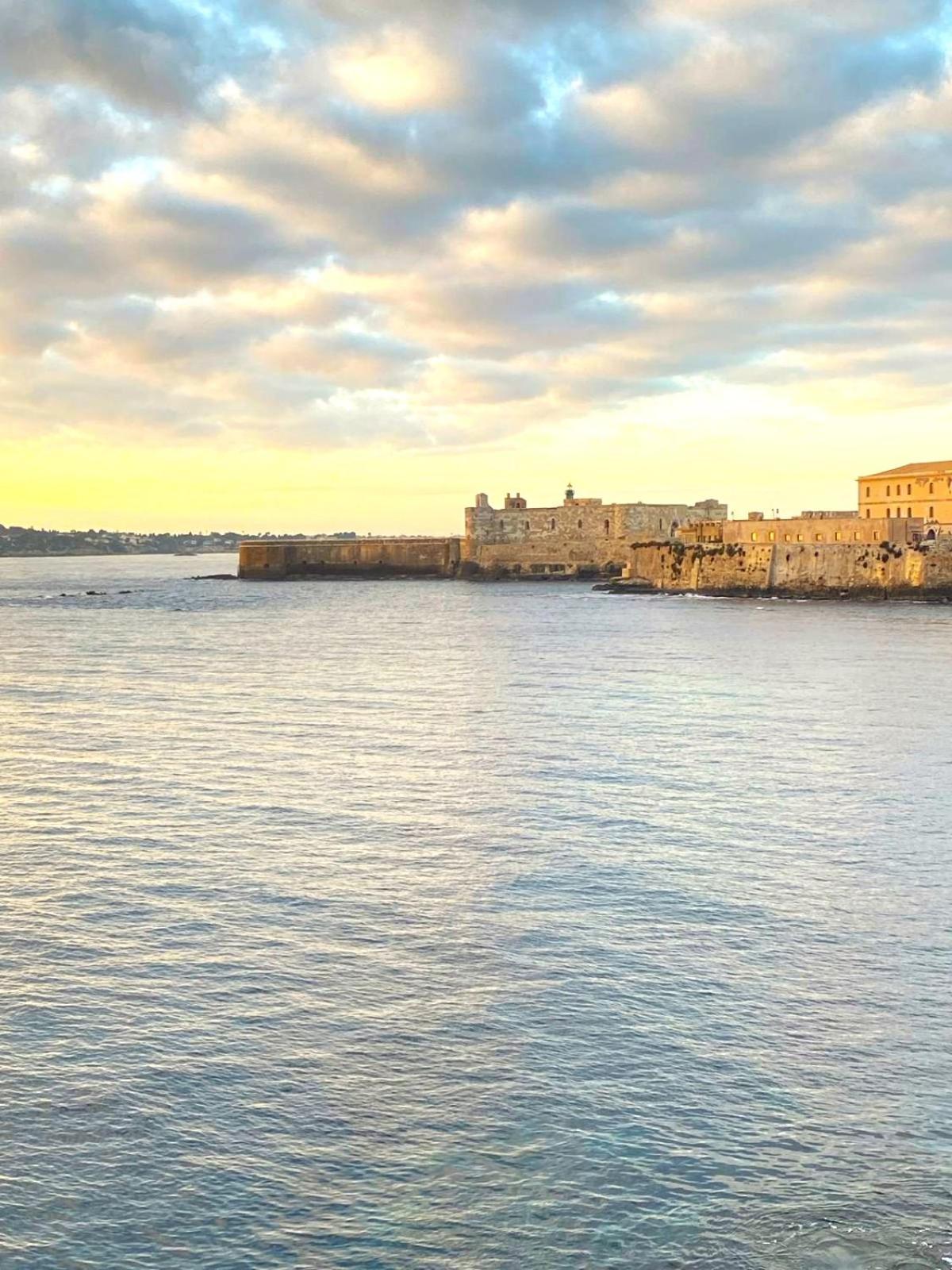Dolce Rame Ortigia Apartamento Syracuse Exterior foto